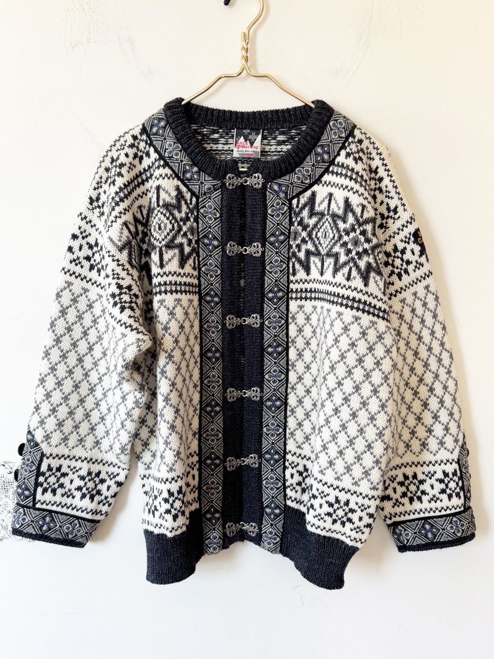 Dale of Norway Black and Cream Snowflake Clasp Closure Wool Cardigan Sweater XL